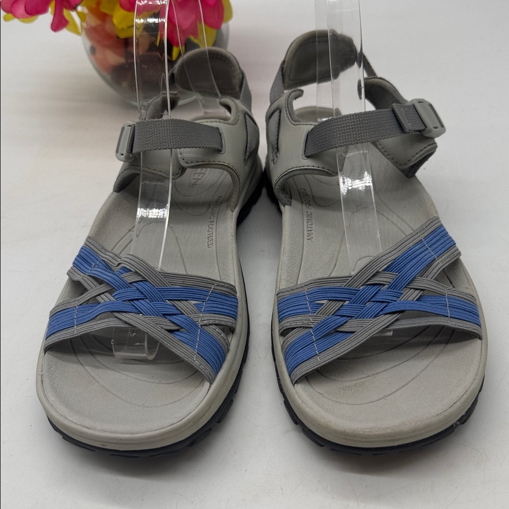 Keen Women's Gray Sandals with Blue Woven Straps Size 8.5 KET9572D - Picture 2 of 7